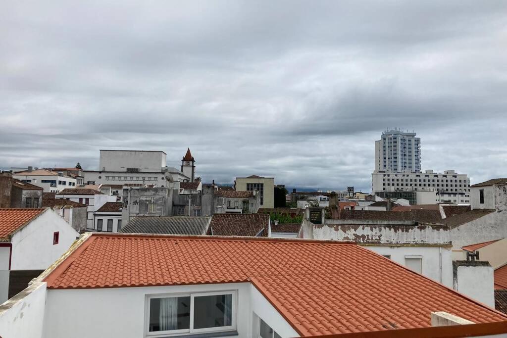 Azorean Flats V Heart Of Ponta Delgada - Centro Luaran gambar